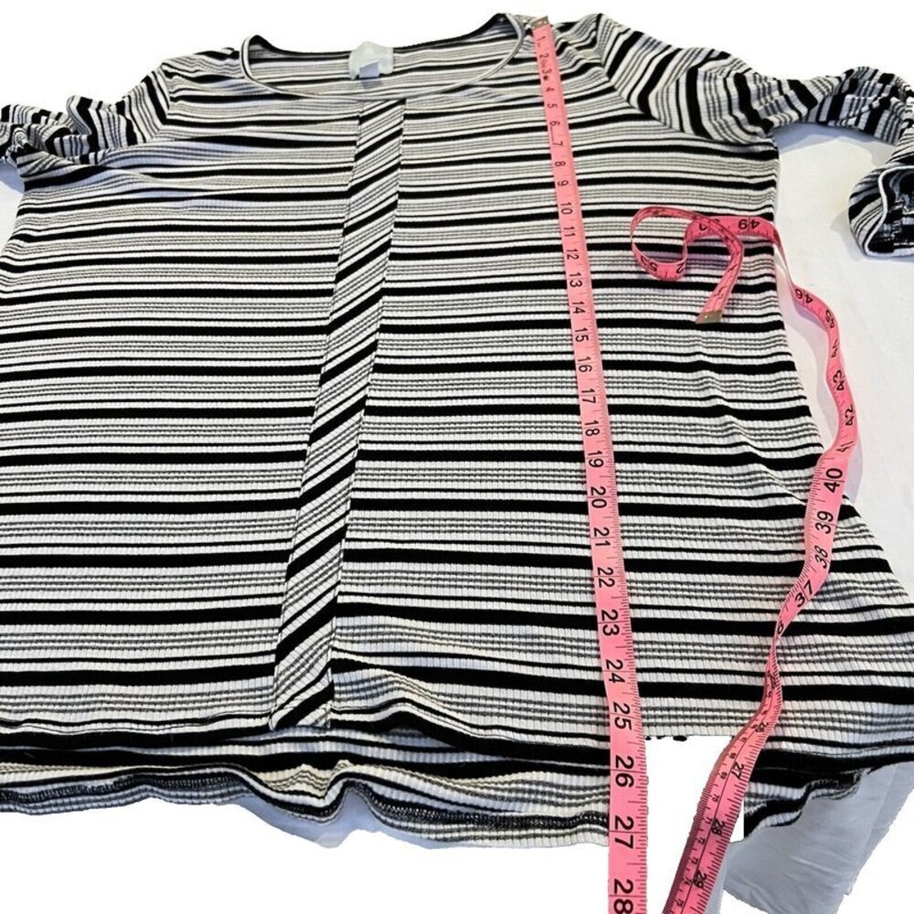 Sunday - Women's Black and White Striped Stretch Scoop Neck Tunic Plus Size 1X - Picture 15 of 16